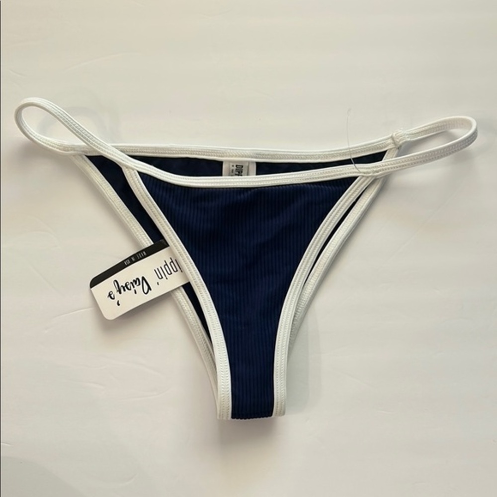Dippin' Daisy's navy ribbed teeny bikini swim bottoms size large NWT
